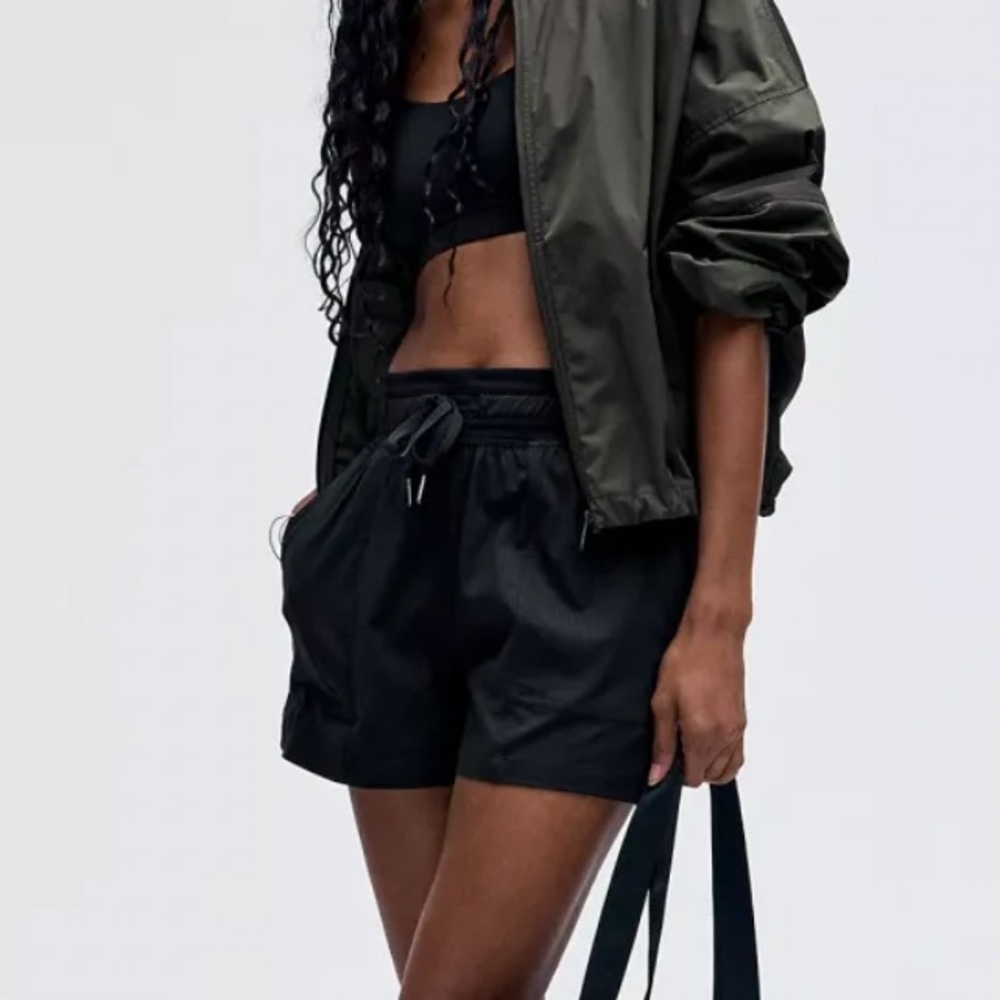 Lululemon Dance Studio High-Rise Short 3.5" in Black 8